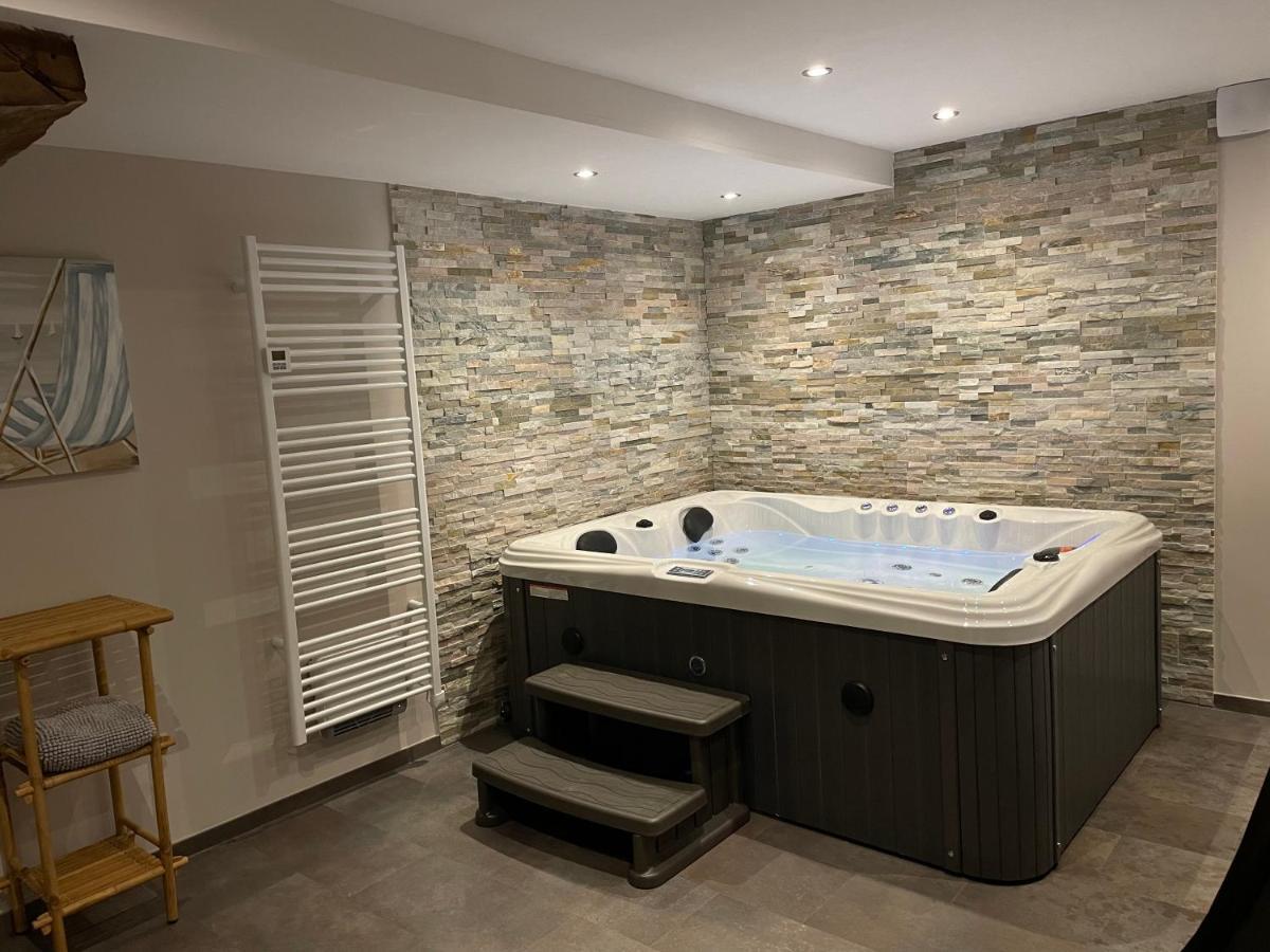 Chambres D Hotes Avec Piscine Et Spa La Foliere Saumur Villebernier Экстерьер фото