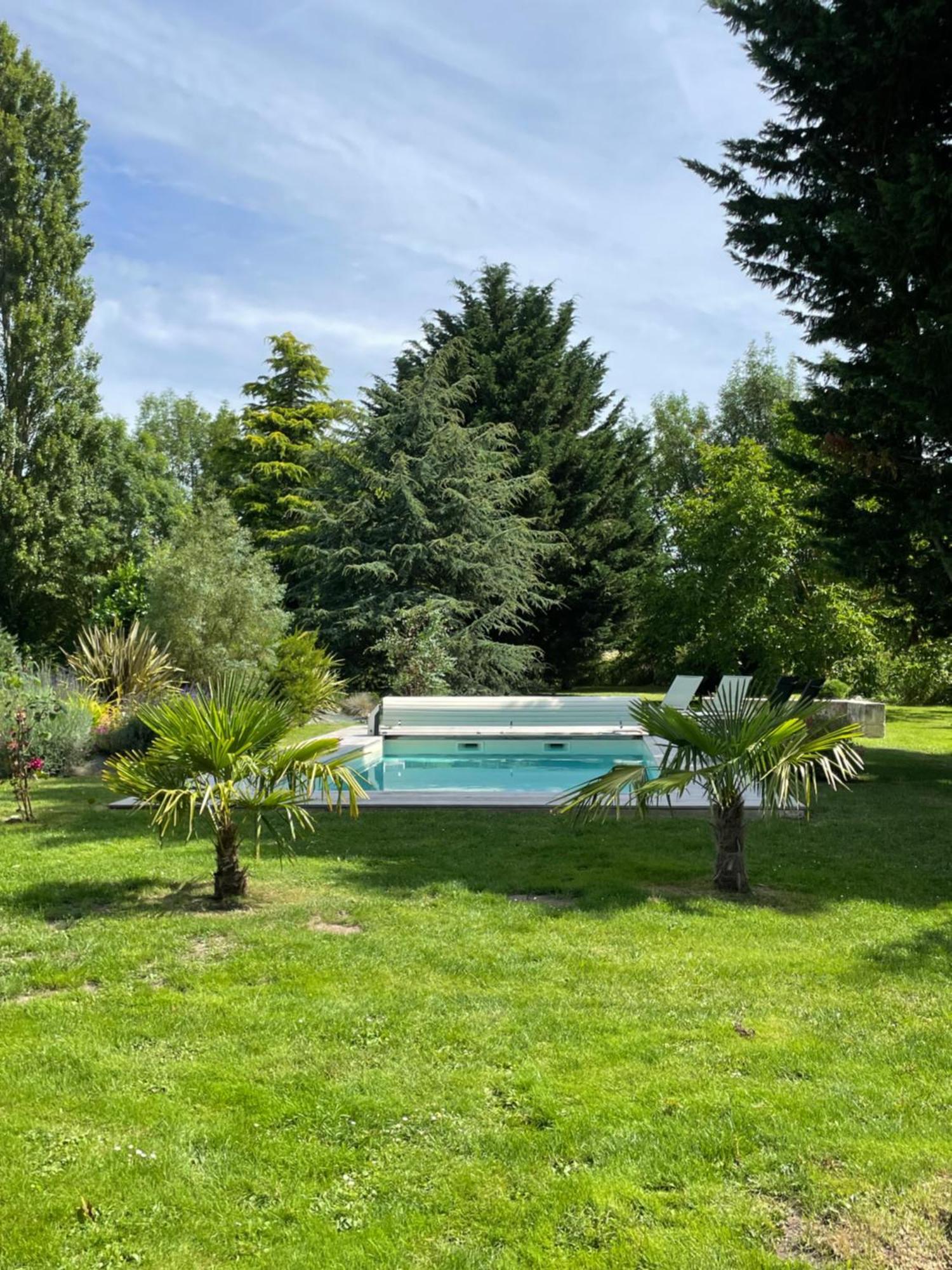 Chambres D Hotes Avec Piscine Et Spa La Foliere Saumur Villebernier Экстерьер фото